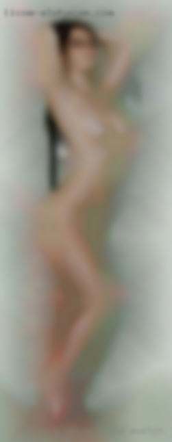 Hi, im a 23yo white swing clubs Austin male in calgary.