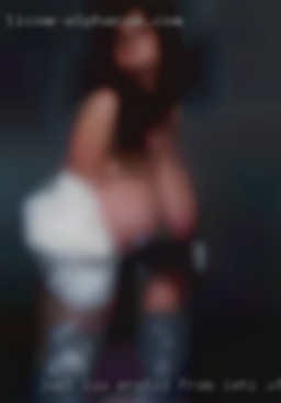 Just luv erotic from Lehi, Utah chat,turns me on,you?