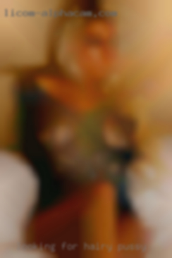 Looking for a FWB ( serious hairy pussy  guys only).