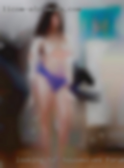 Looking to  meet couples housewives forums and women.