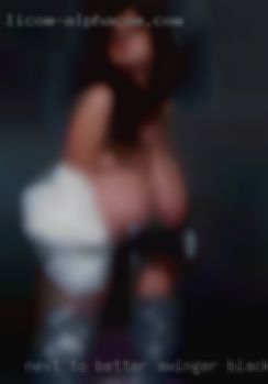 Next better swinger black to me I want to see a  face pic.
